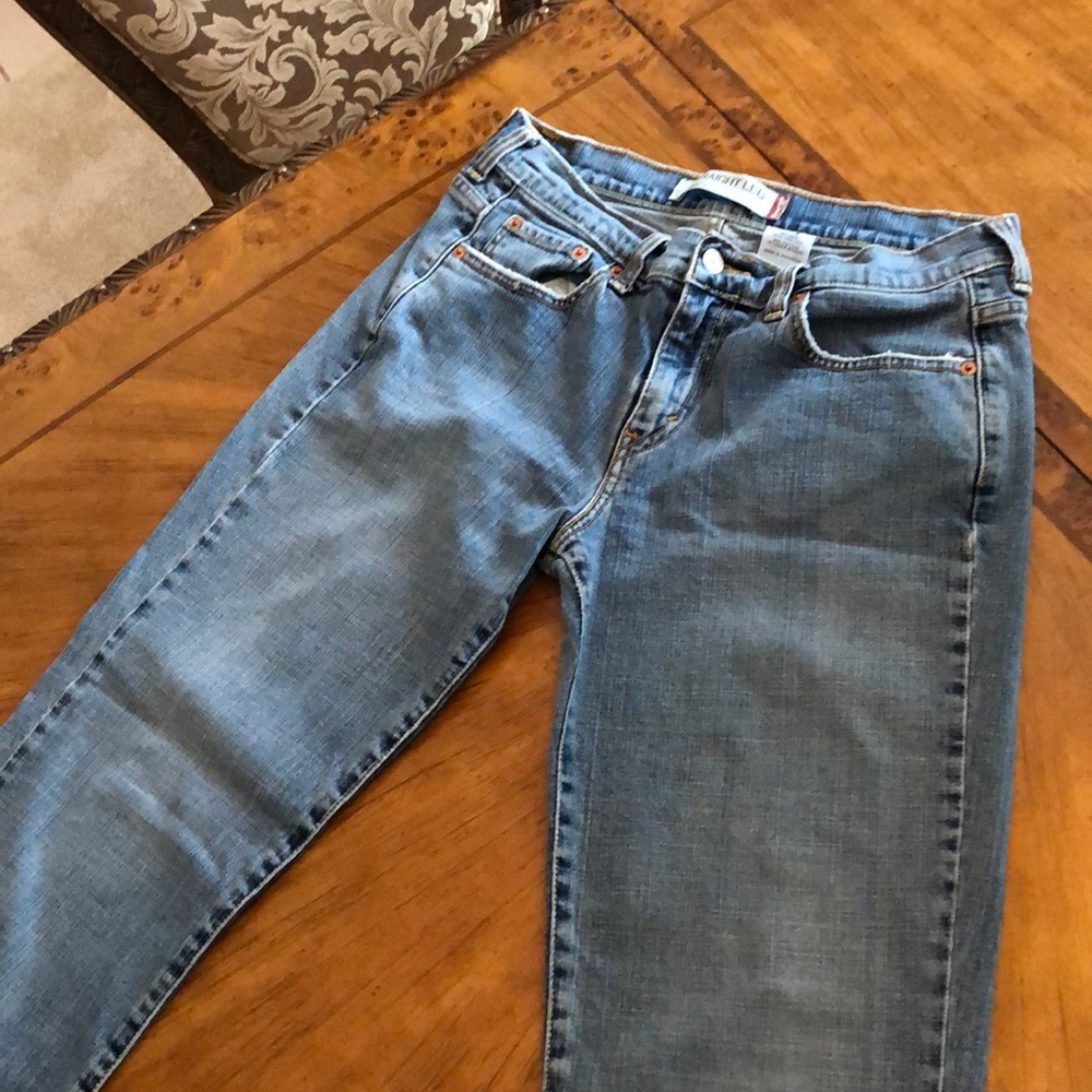 Levi Straus straight leg jeans
